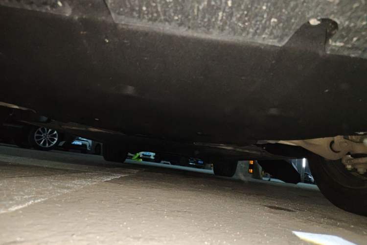Used ONVO Luxeed L90 2025 Model—Max Six-Seater Version Chassis Front