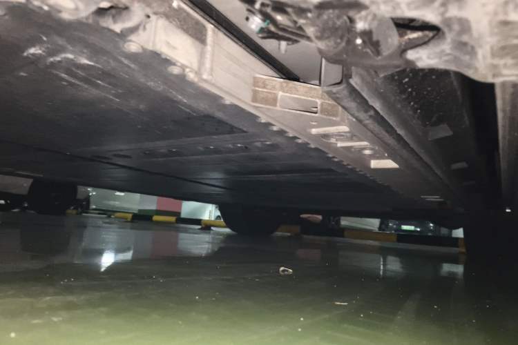 Used ONVO Luxeed L90 2025 Model—Max Six-Seater Version Chassis Front Left