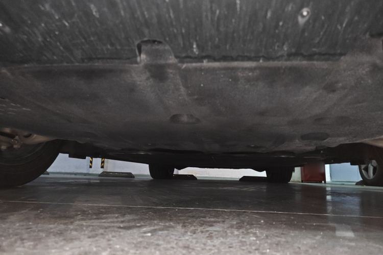 Used ONVO Luxeed L90 2025 Model—Max Six-Seater Version Chassis Front