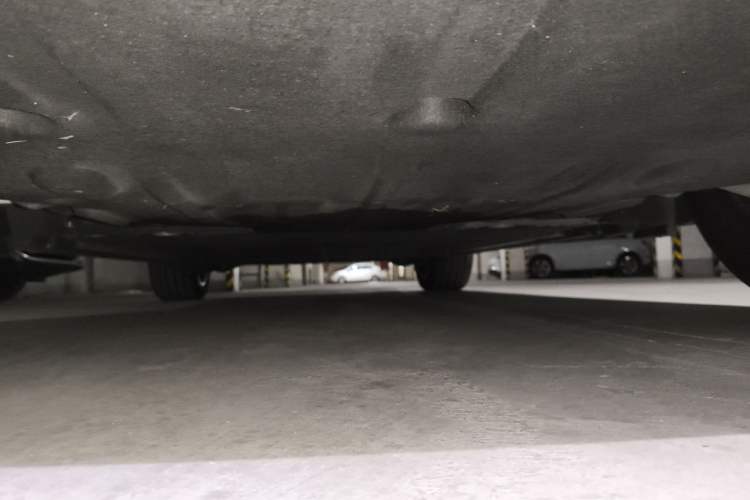 Used ONVO Luxeed L90 2025 Model—Pro Six-Seater Version Chassis Front