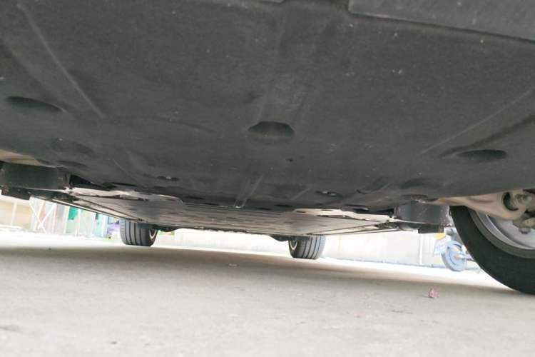 Used ONVO Luxeed L90 2025 Model—Max Six-Seater Version Chassis Front