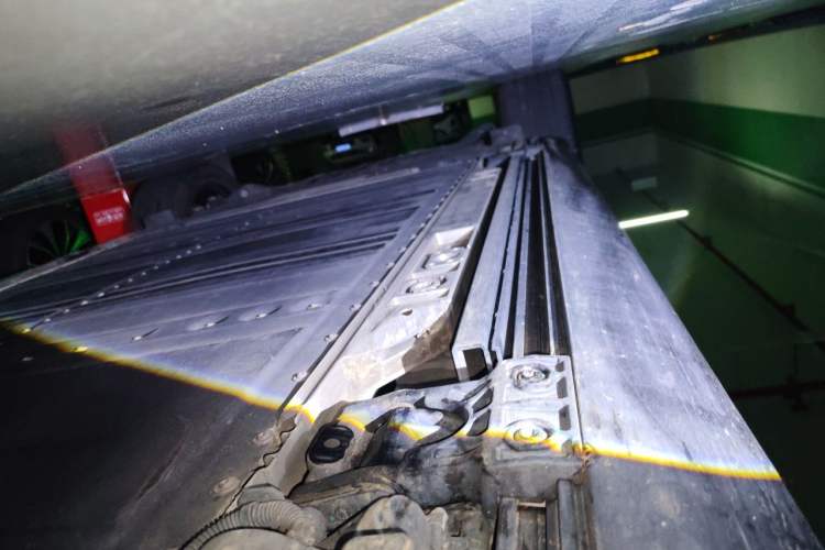 Used ONVO Luxeed L90 2025 Model—Max Six-Seater Version Chassis Front Right
