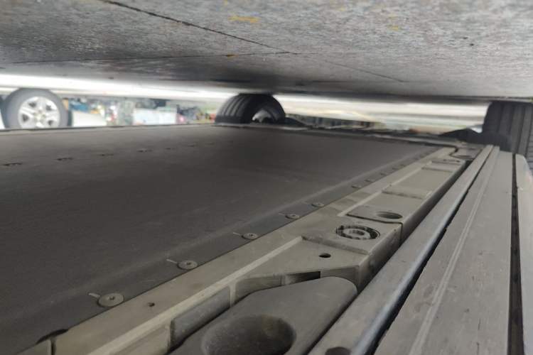 Used ONVO Luxeed L90 2025 Model—Max Six-Seater Version Chassis Front Right