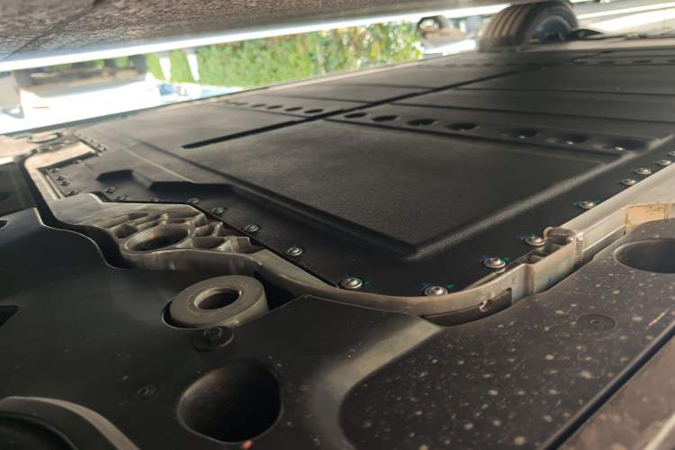 Used ONVO Luxeed L90 2025 Model—Max Six-Seater Version Chassis Front Right