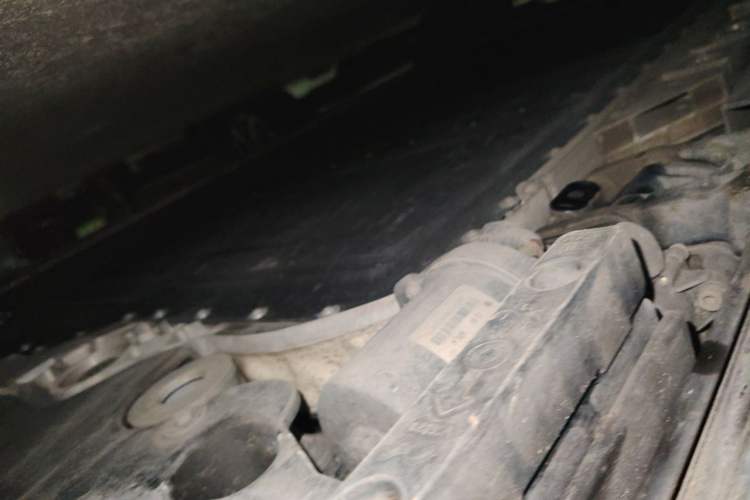 Used ONVO Luxeed L90 2025 Model—Max Six-Seater Version Chassis Front Right