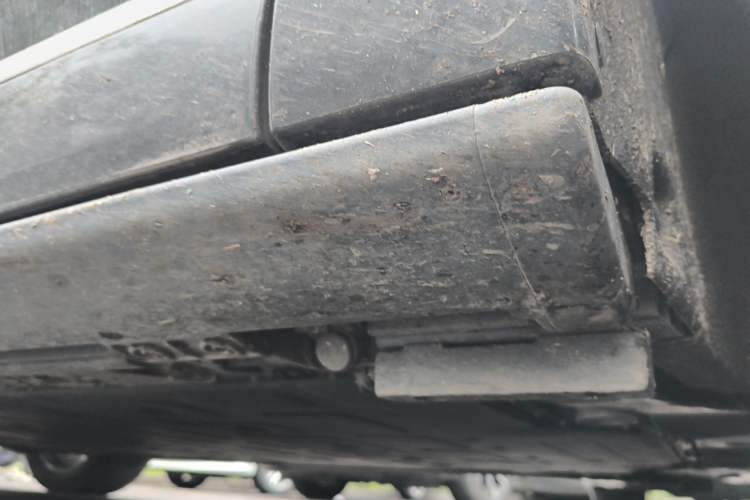 Used ONVO Luxeed L90 2025 Model—Ultra Six-Seater Version Chassis Front Right