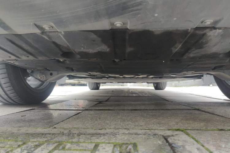 Used ONVO Luxeed L90 2025 Model—Max Six-Seater Version Chassis Rear