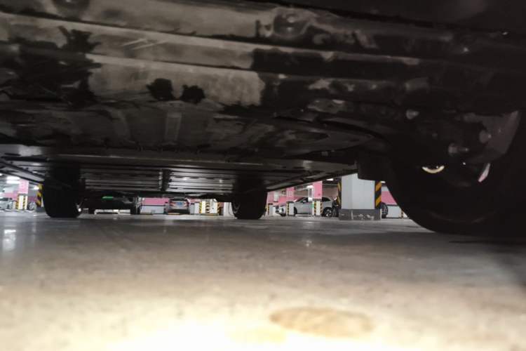 Used ONVO Luxeed L90 2025 Model—Max Six-Seater Version Chassis Rear