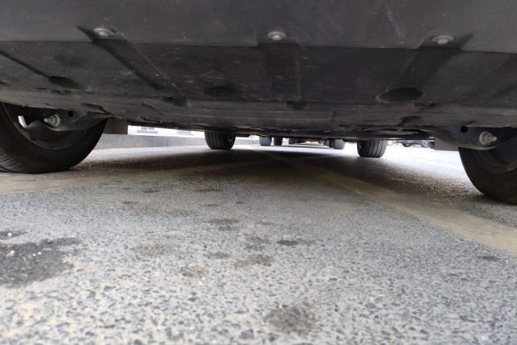 Used ONVO Luxeed L90 2025 Model—Max Six-Seater Version Chassis Rear