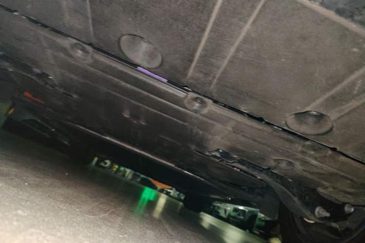 Used ONVO Luxeed L90 2025 Model—Max Six-Seater Version Chassis Rear