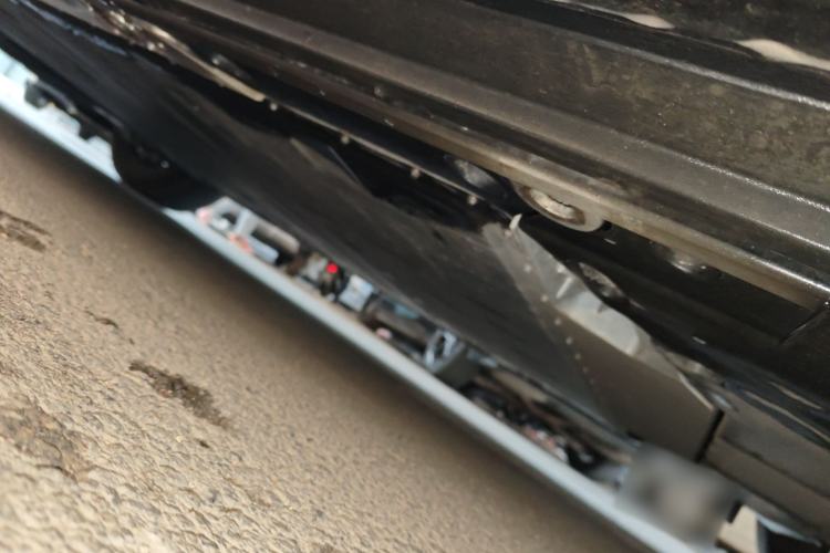 Used ONVO Luxeed L90 2025 Model—Pro Seven-Seater Version Chassis Rear Left