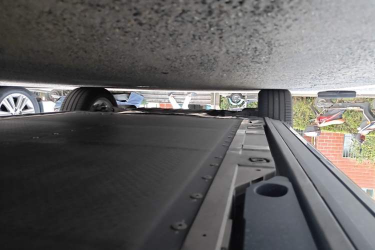 Used ONVO Luxeed L90 2025 Model—Max Six-Seater Version Chassis Rear Left