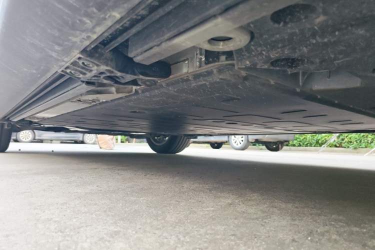 Used ONVO Luxeed L90 2025 Model—Max Six-Seater Version Chassis Rear Left