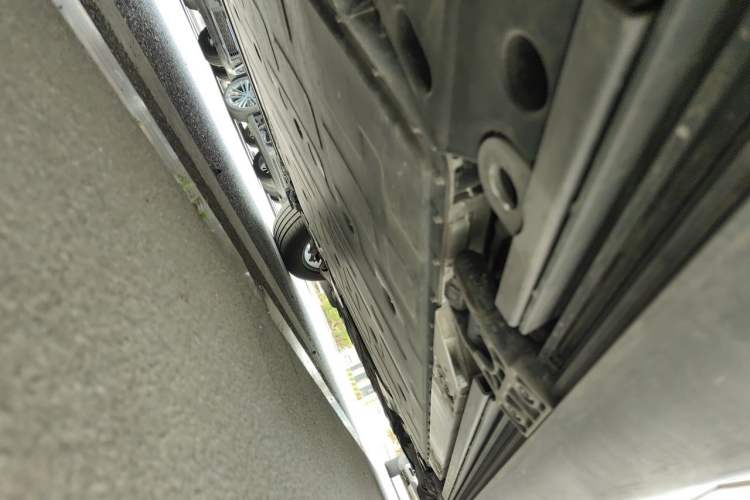 Used ONVO Luxeed L90 2025 Model—Ultra Six-Seater Version Chassis Rear Right
