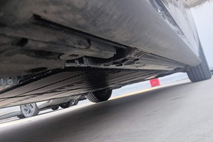 Used ONVO Luxeed L90  Chassis Rear Right