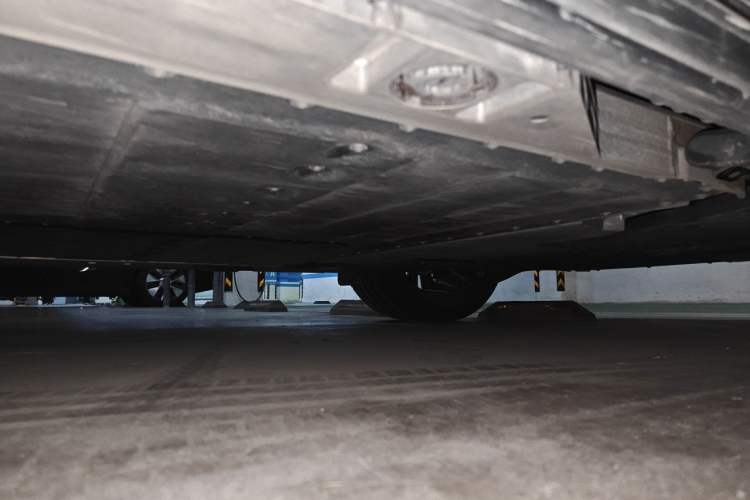 Used ONVO Luxeed L90 2025 Model—Max Six-Seater Version Chassis Rear Right