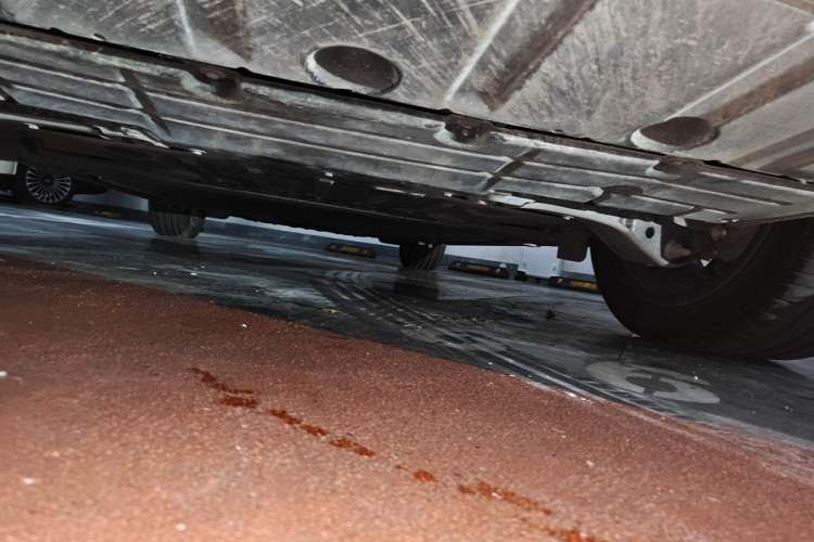 Used ONVO Luxeed L90 2025 Model—Ultra Six-Seater Version Chassis Rear