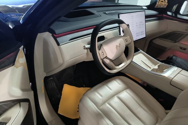 Used ONVO Luxeed L90 2025 Model—Max Six-Seater Version Driver Seat