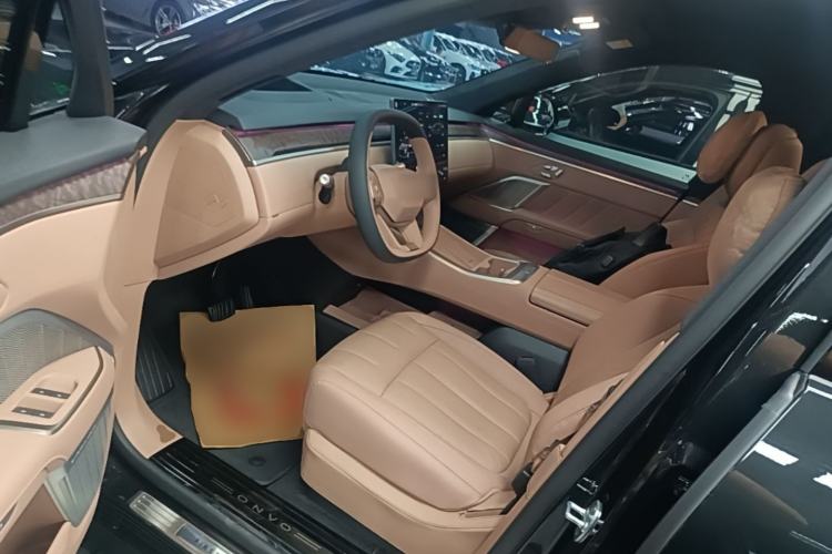 Used ONVO Luxeed L90 2025 Model—Ultra Six-Seater Version Driver Seat