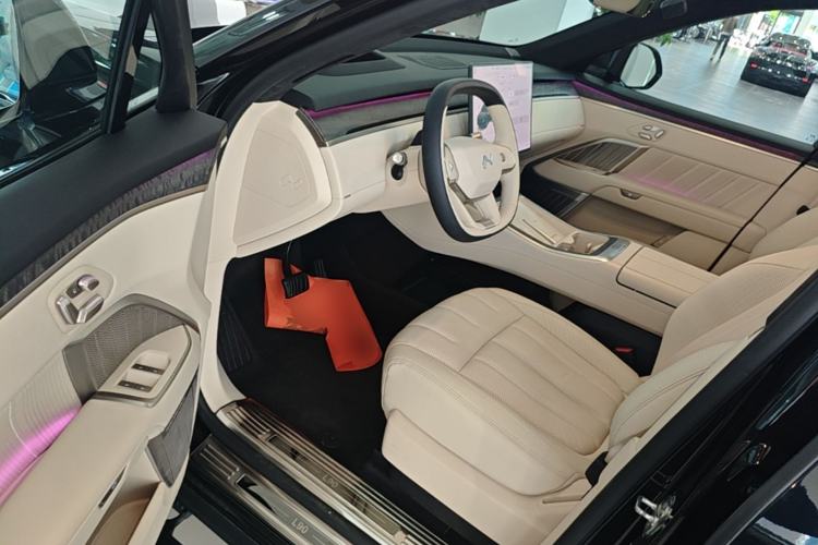 Used ONVO Luxeed L90 2025 Model—Ultra Six-Seater Version Driver Seat