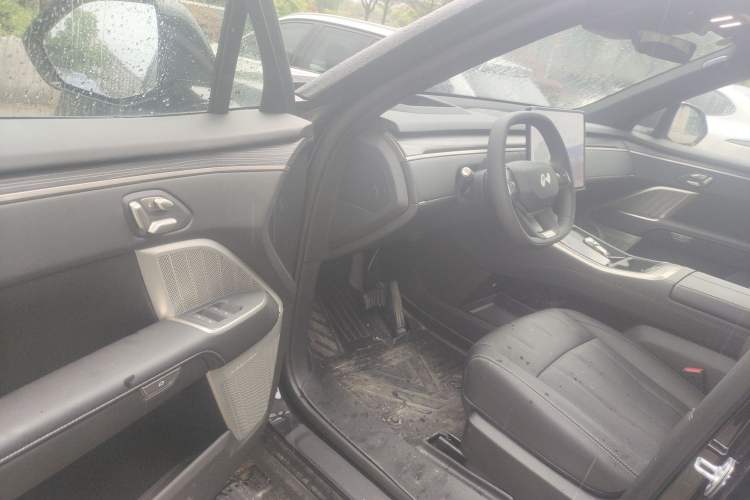 Used ONVO Luxeed L90 2025 Model—Pro Seven-Seater Version Driver Seat
