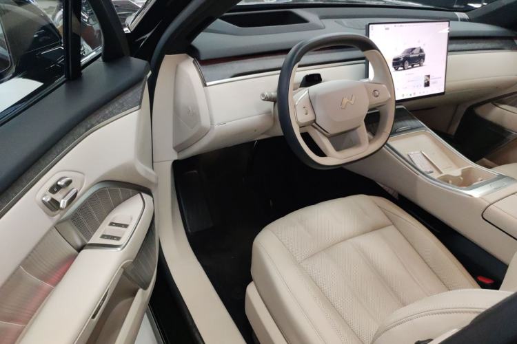 Used ONVO Luxeed L90 2025 Model—Ultra Six-Seater Version Driver Seat