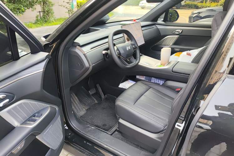 Used ONVO Luxeed L90 2025 Model—Pro Seven-Seater Version Driver Seat