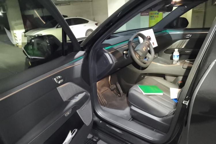Used ONVO Luxeed L90 2025 Model—Pro Six-Seater Version Driver Seat