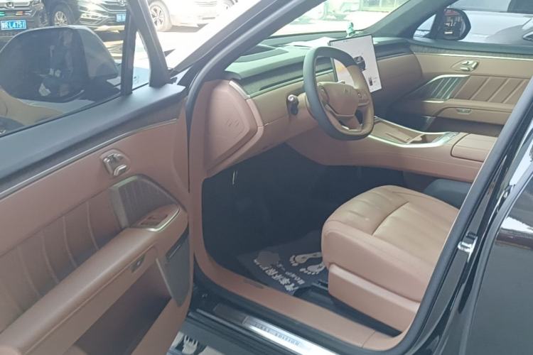 Used ONVO Luxeed L90 2025 Model—Max Six-Seater Version Driver Seat