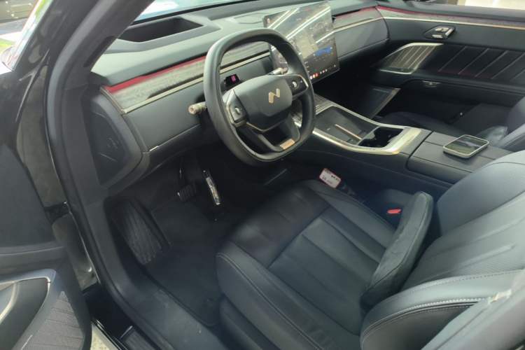Used ONVO Luxeed L90 2025 Model—Max Six-Seater Version Driver Seat