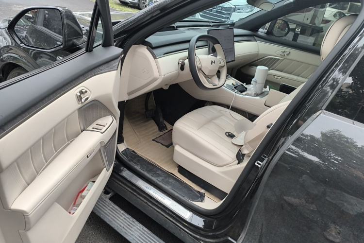 Used ONVO Luxeed L90 2025 Model—Ultra Six-Seater Version Driver Seat