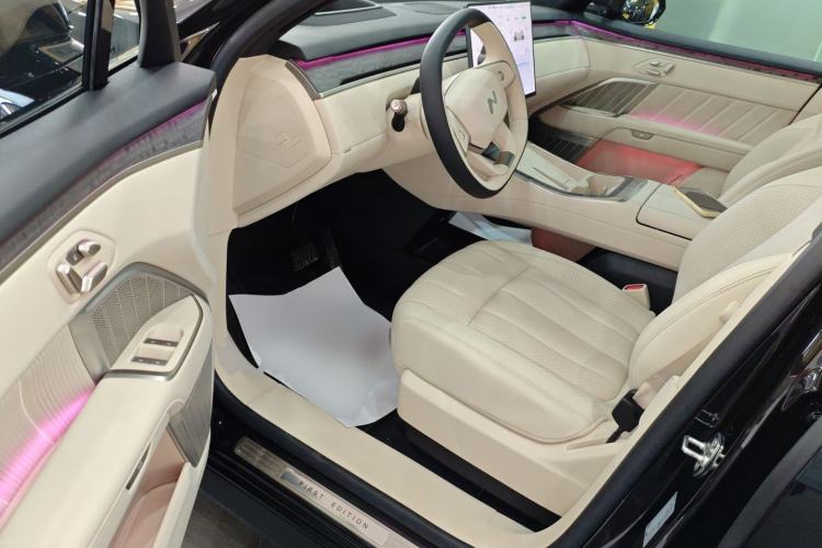 Used ONVO Luxeed L90 2025 Model—Max Six-Seater Version Driver Seat