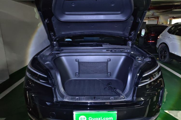 Used ONVO Luxeed L90 2025 Model—Ultra Six-Seater Version Engine Bay