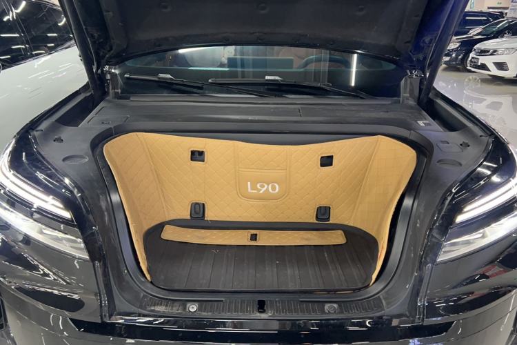 Used ONVO Luxeed L90 2025 Model—Max Six-Seater Version Engine Bay