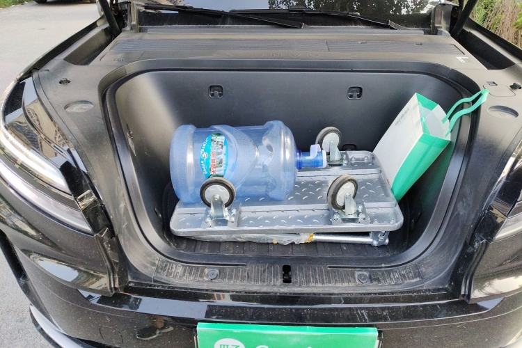 Used ONVO Luxeed L90 2025 Model—Max Six-Seater Version Engine Bay