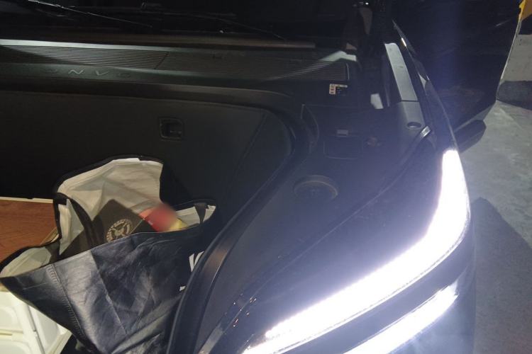 Used ONVO Luxeed L90 2025 Model—Ultra Six-Seater Version Engine Bay Left