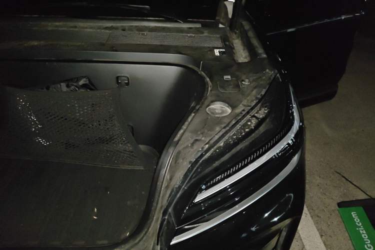 Used ONVO Luxeed L90 2025 Model—Max Six-Seater Version Engine Bay Left