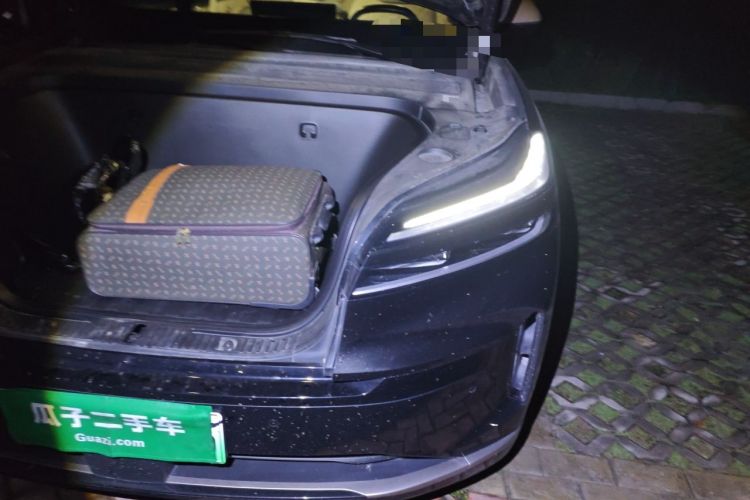 Used ONVO Luxeed L90 2025 Model—Max Six-Seater Version Engine Bay Left
