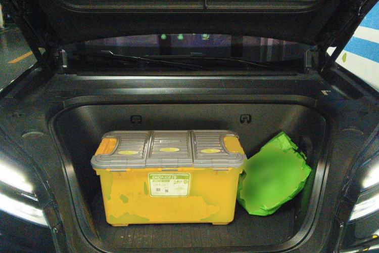 Used ONVO Luxeed L90 2025 Model—Max Six-Seater Version Engine Bay