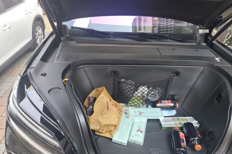 Used ONVO Luxeed L90 2025 Model—Ultra Six-Seater Version Engine Bay Right