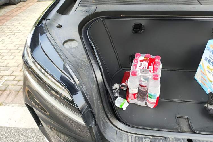 Used ONVO Luxeed L90 2025 Model—Pro Seven-Seater Version Engine Bay Right