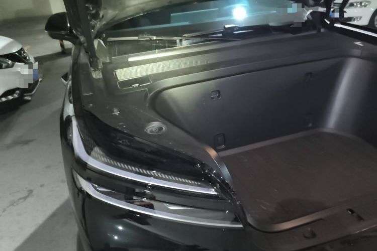 Used ONVO Luxeed L90 2025 Model—Pro Six-Seater Version Engine Bay Right