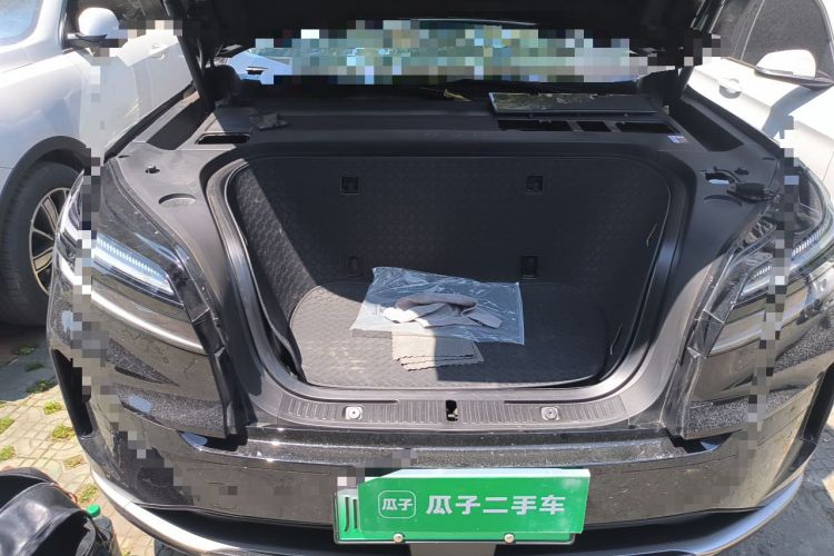 Used ONVO Luxeed L90 2025 Model—Ultra Six-Seater Version Engine Bay