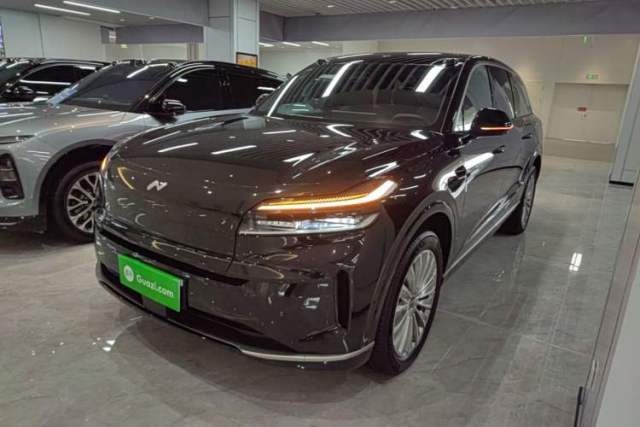 Used ONVO Luxeed L90 2025 Model—Ultra Six-Seater Version