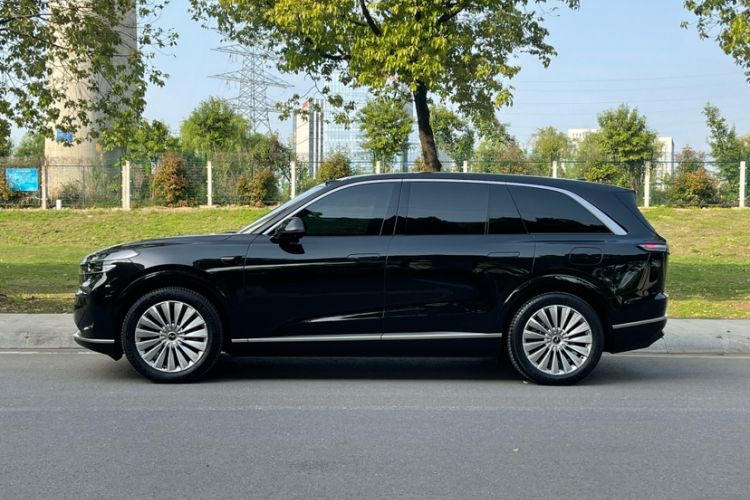 Used ONVO Luxeed L90 2025 Model—Ultra Six-Seater Version Exterior 1