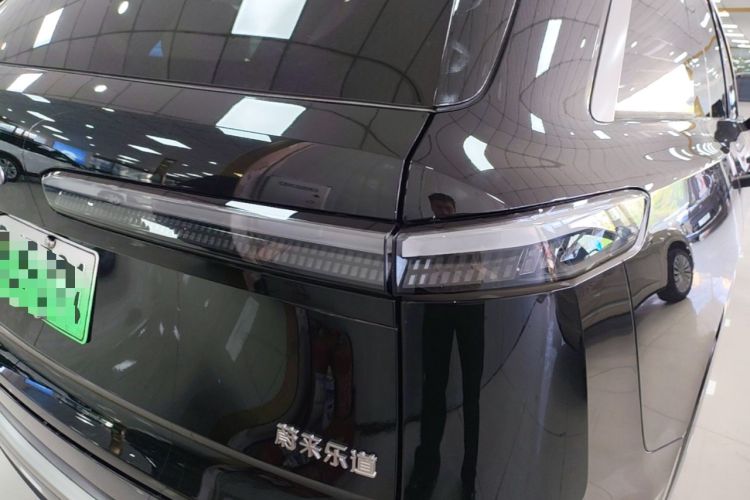 Used ONVO Luxeed L90 2025 Model—Max Six-Seater Version Exterior 3