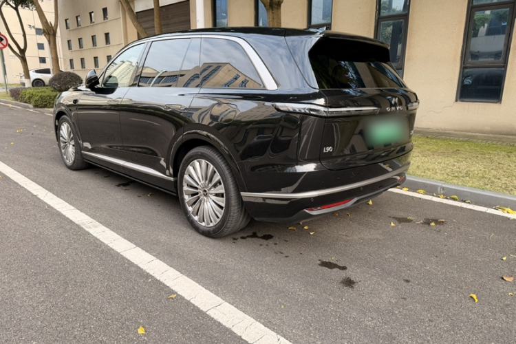 Used ONVO Luxeed L90 2025 Model—Max Six-Seater Version Exterior 3
