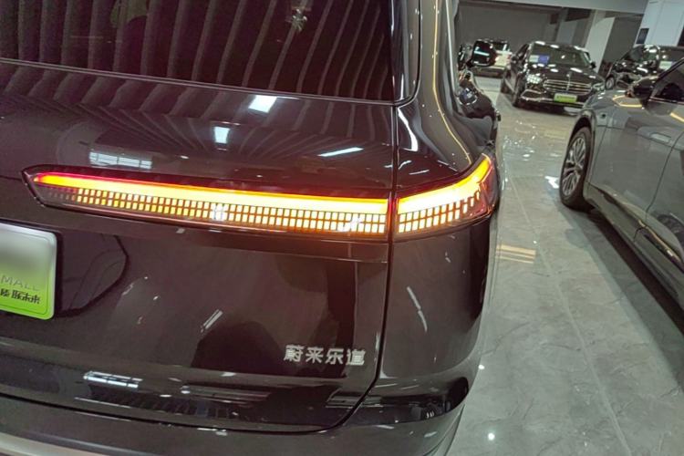 Used ONVO Luxeed L90 2025 Model—Ultra Six-Seater Version Exterior 3