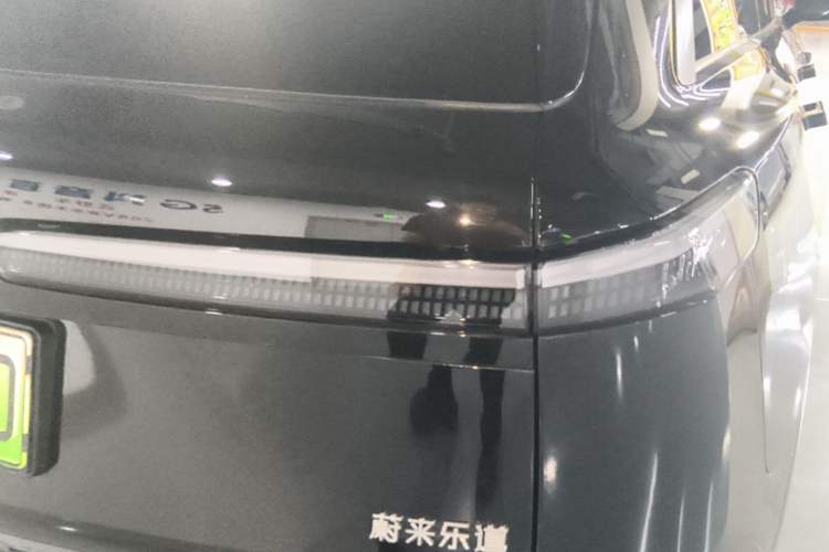 Used ONVO Luxeed L90 2025 Model—Max Six-Seater Version Exterior 3