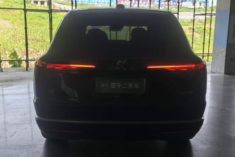 Used ONVO Luxeed L90 2025 Model—Ultra Six-Seater Version Exterior 3